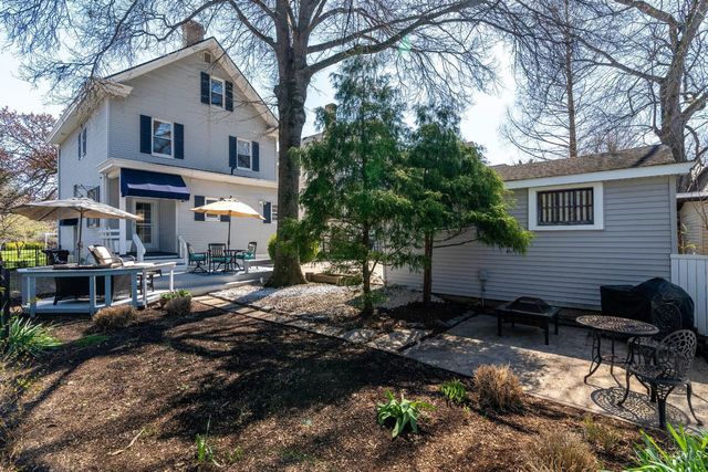 3767 Hyde Park Avenue, Cincinnati, OH 45209