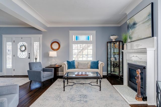 3767 Hyde Park Avenue, Cincinnati, OH 45209