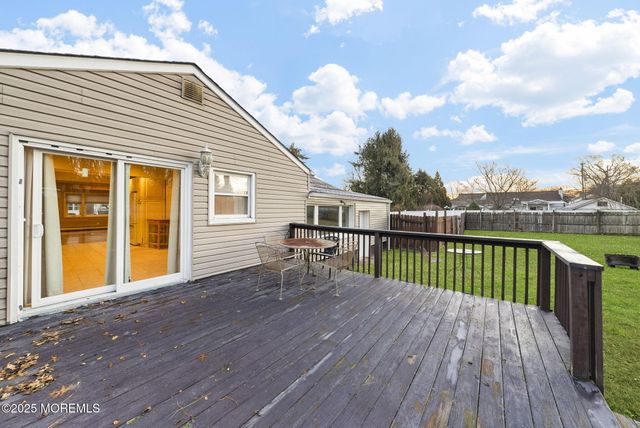 13 Sanford Street, Manalapan, NJ 07726