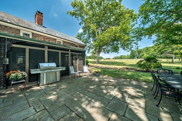 60 Hunter Rd, West Amwell Twp., NJ 08530