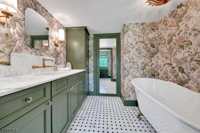 60 Hunter Rd, West Amwell Twp., NJ 08530
