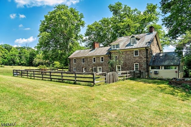 60 Hunter Rd, West Amwell Twp., NJ 08530