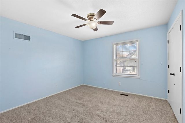 1212 E Frontier Lane, Olathe, KS 66062