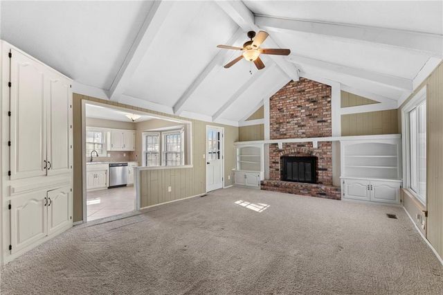 1212 E Frontier Lane, Olathe, KS 66062