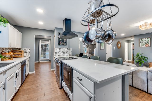 1616 Camero Drive, Carrollton, TX 75006