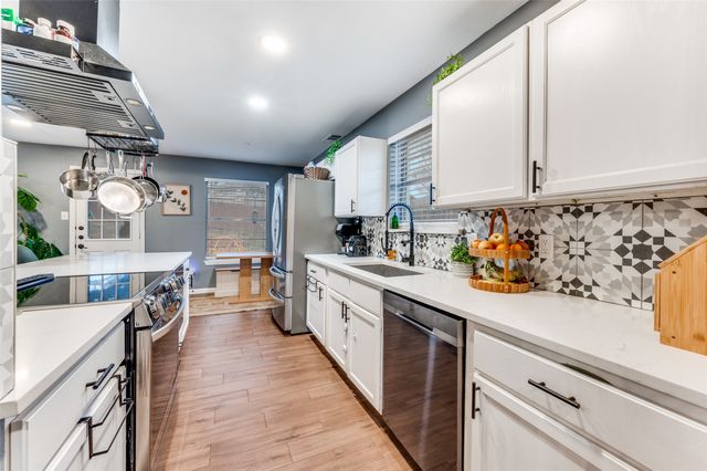 1616 Camero Drive, Carrollton, TX 75006