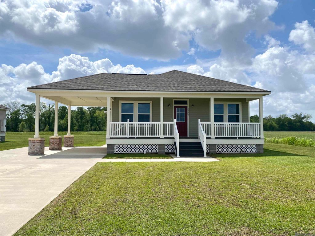 8816 Heron Way Loop, New Roads, LA 70760