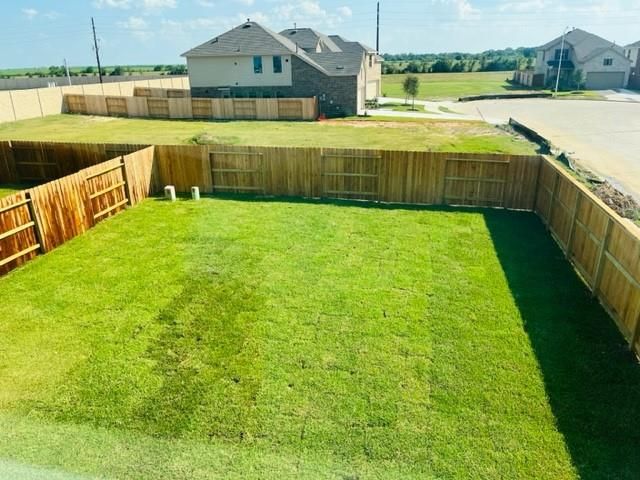 1627 Golden Iris Drive, Crosby, TX 77532
