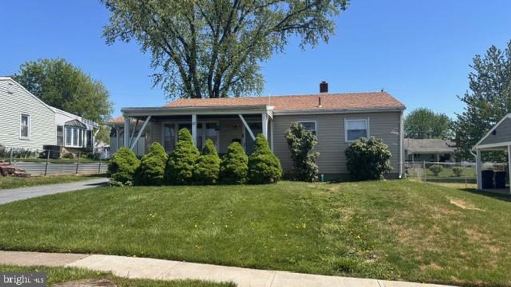 22 NISSLEY DR, Middletown, PA 17057
