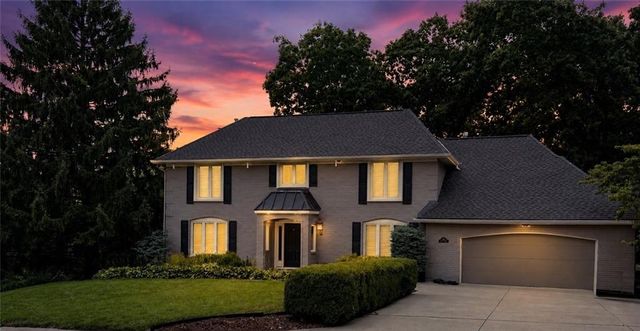 1340 Camelot Drive, Liberty, MO 64068