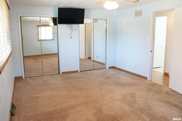 1508 SPRINGFIELD Road, East Peoria, IL 61611