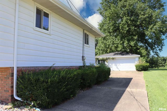 1508 SPRINGFIELD Road, East Peoria, IL 61611