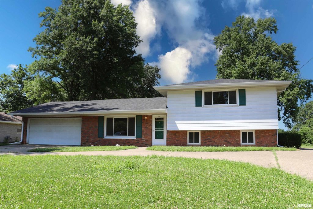 1508 SPRINGFIELD Road, East Peoria, IL 61611