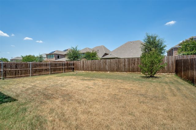 2328 Willow Garden Drive, Little Elm, TX 75068