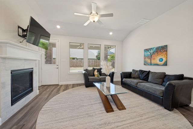 2328 Willow Garden Drive, Little Elm, TX 75068