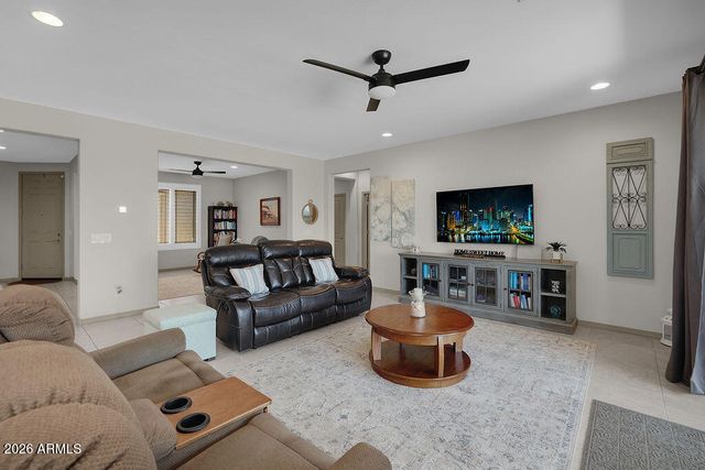 6315 S 24TH Place, Phoenix, AZ 85042