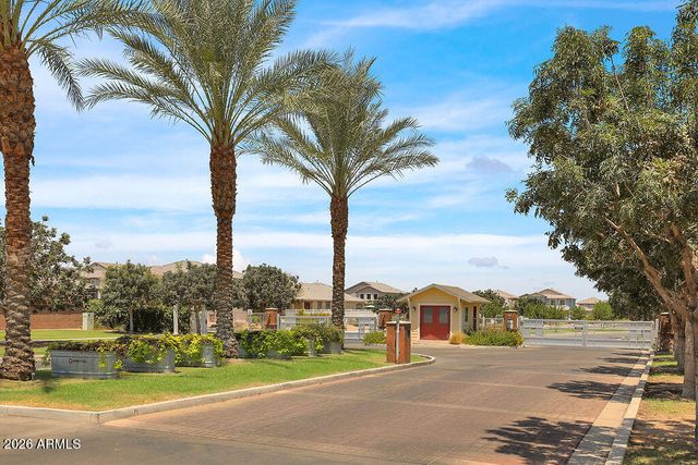 6315 S 24TH Place, Phoenix, AZ 85042