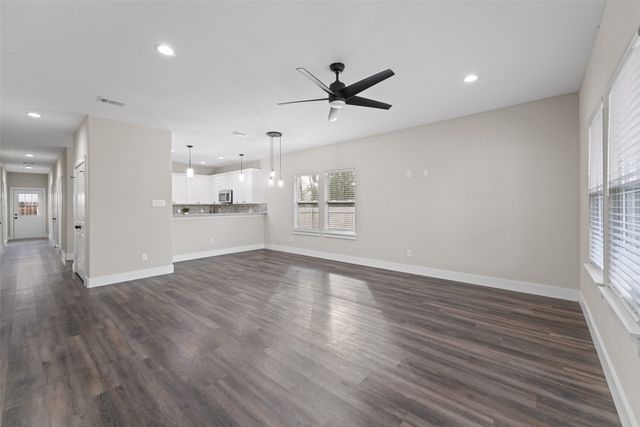 101 Inca Trail, Mabank, TX 75156