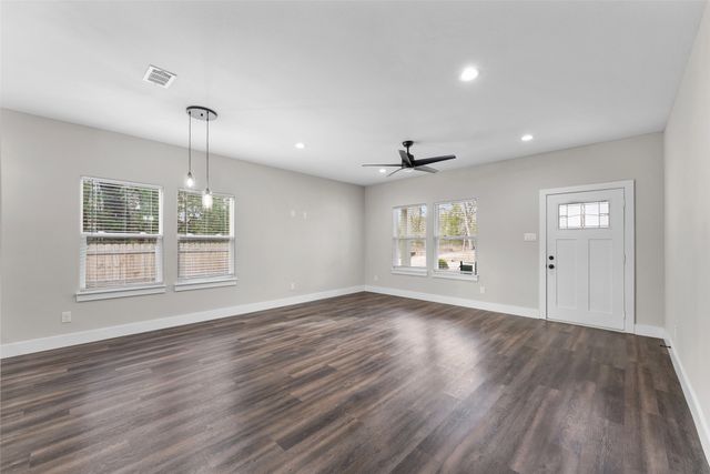 101 Inca Trail, Mabank, TX 75156