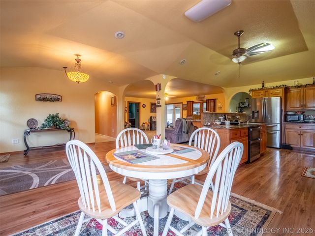 383 Council Tree, Canadian, OK 74425