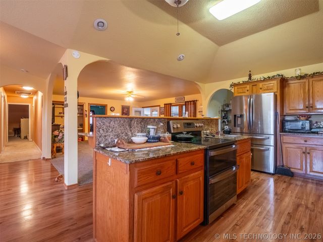 383 Council Tree, Canadian, OK 74425