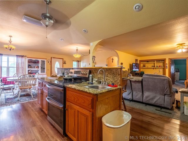 383 Council Tree, Canadian, OK 74425