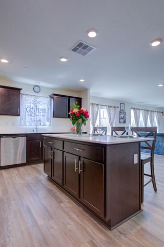 218 Bryce Canyon, Merced, CA 95341