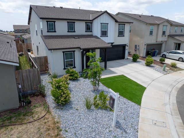 218 Bryce Canyon, Merced, CA 95341