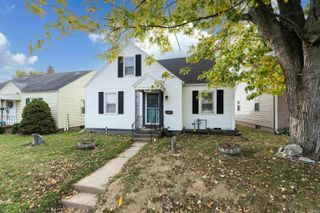 2225 W 8th Street, Muncie, IN 47302