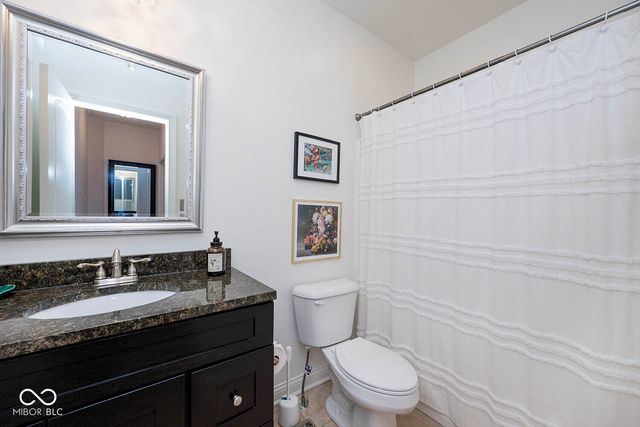 960 Brownstone Trace, Carmel, IN 46032