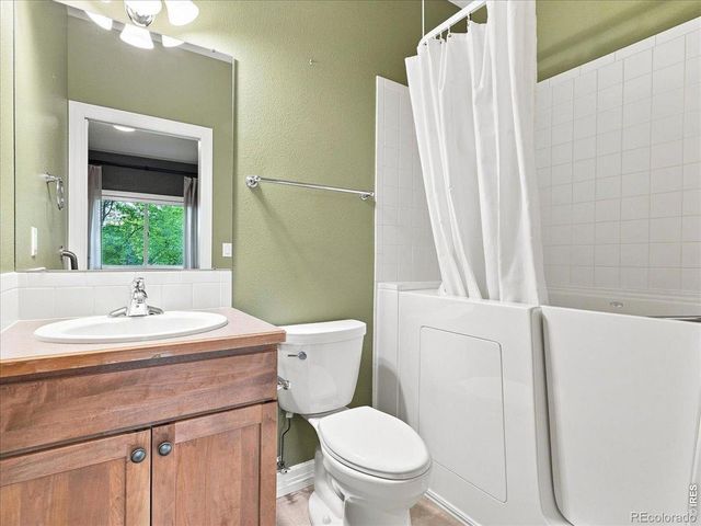 5809 Park Ridge Court, Fort Collins, CO 80528
