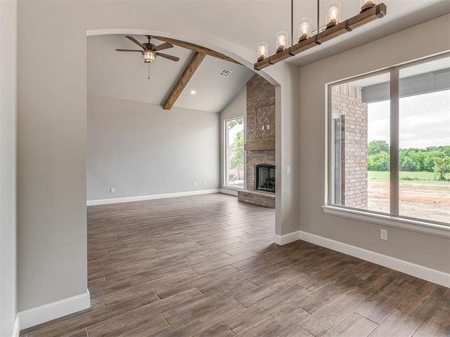 1228 Jerzee Mae Rd, Blanchard, OK 73010