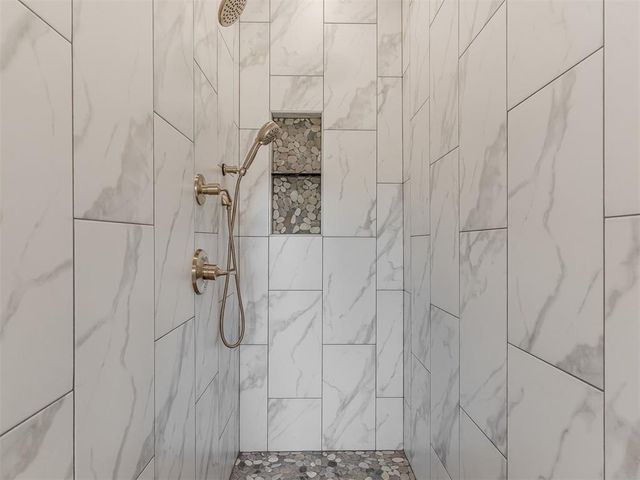 1228 Jerzee Mae Rd, Blanchard, OK 73010