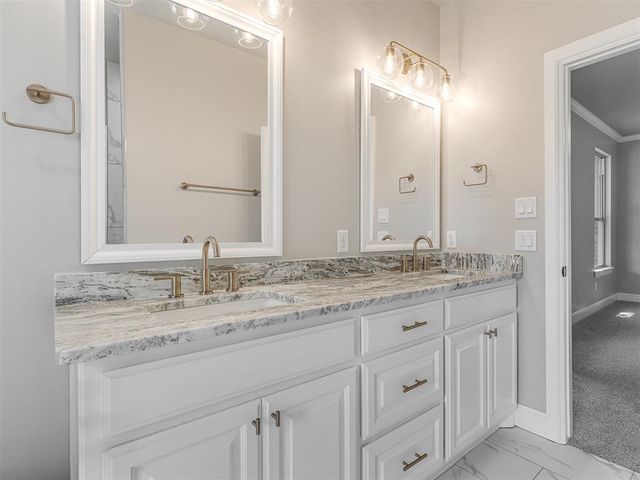 1228 Jerzee Mae Rd, Blanchard, OK 73010