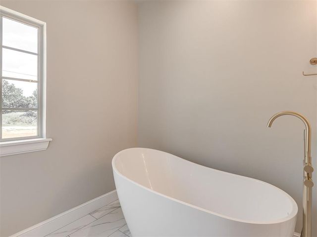 1228 Jerzee Mae Rd, Blanchard, OK 73010