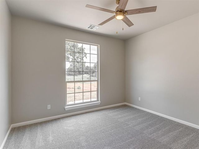 1228 Jerzee Mae Rd, Blanchard, OK 73010