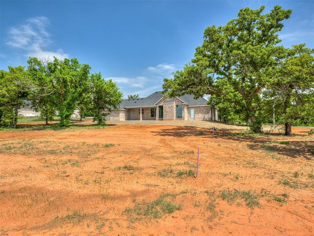 1228 Jerzee Mae Rd, Blanchard, OK 73010