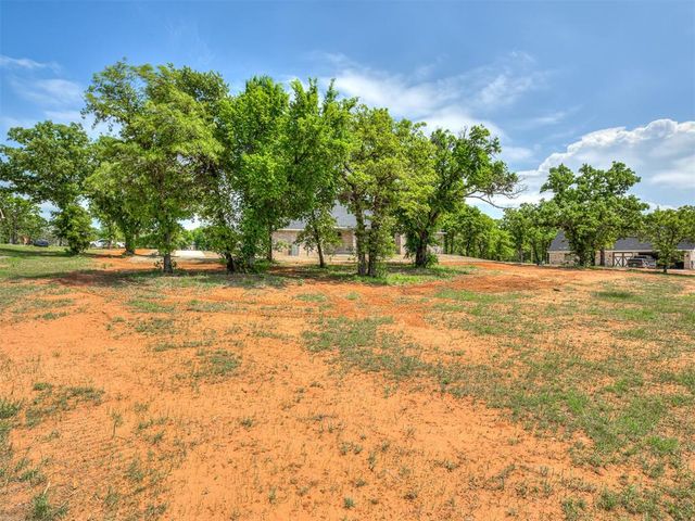 1228 Jerzee Mae Rd, Blanchard, OK 73010
