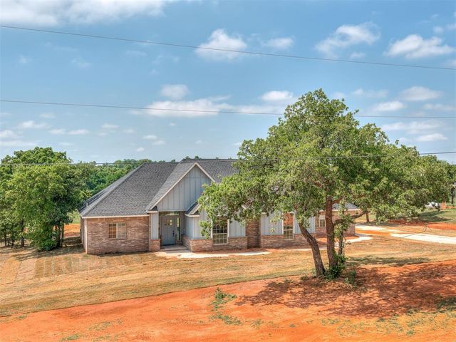 1228 Jerzee Mae Rd, Blanchard, OK 73010