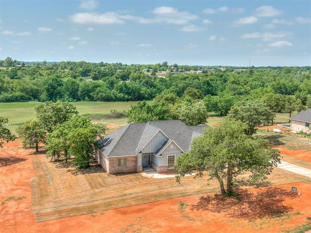 1228 Jerzee Mae Rd, Blanchard, OK 73010