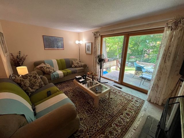 3 Gooseneck 127, Swampscott, MA 01907