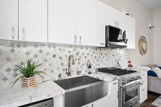 3788 Park Blvd 12, San Diego, CA 92103