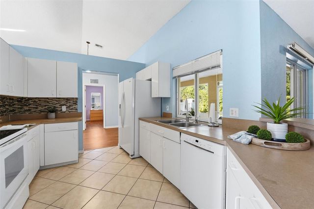 1712 LANSDALE AVENUE, North Port, FL 34286