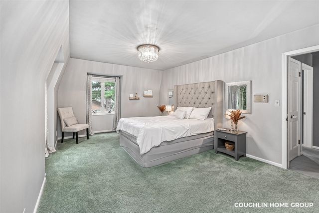 1330 Ridgewood Drive, Hastings, MI 49058