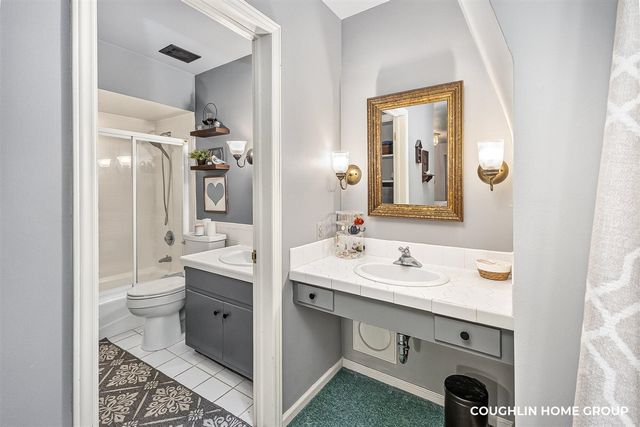 1330 Ridgewood Drive, Hastings, MI 49058