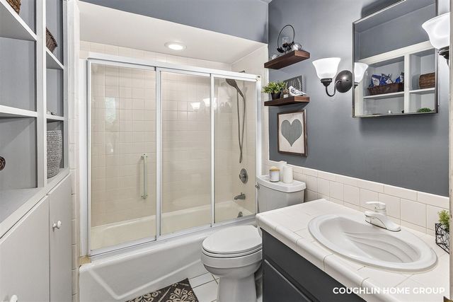 1330 Ridgewood Drive, Hastings, MI 49058