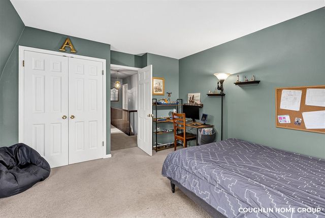 1330 Ridgewood Drive, Hastings, MI 49058
