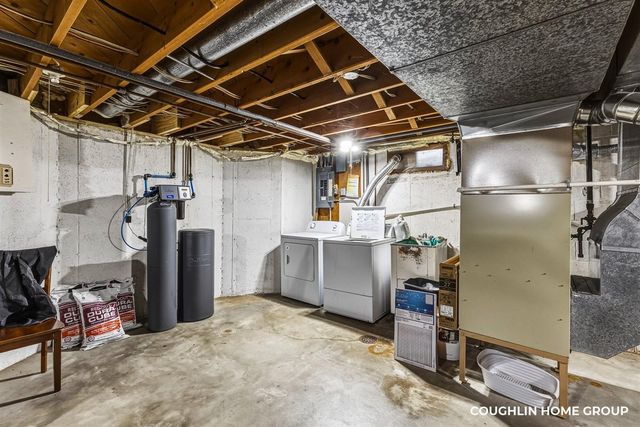 1330 Ridgewood Drive, Hastings, MI 49058