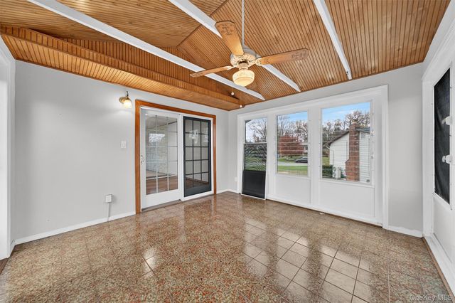 8 Badami Drive, Middletown, NY 10941