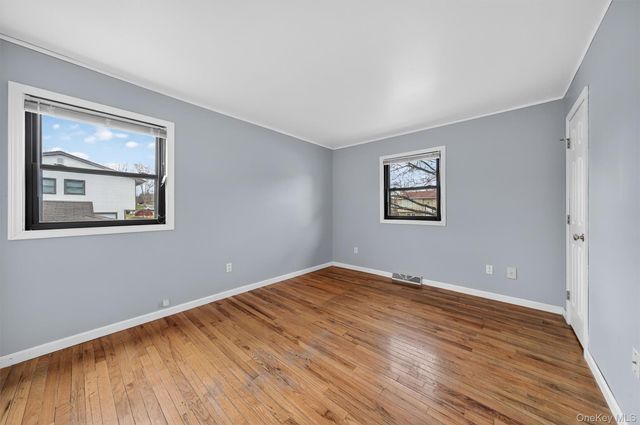 8 Badami Drive, Middletown, NY 10941